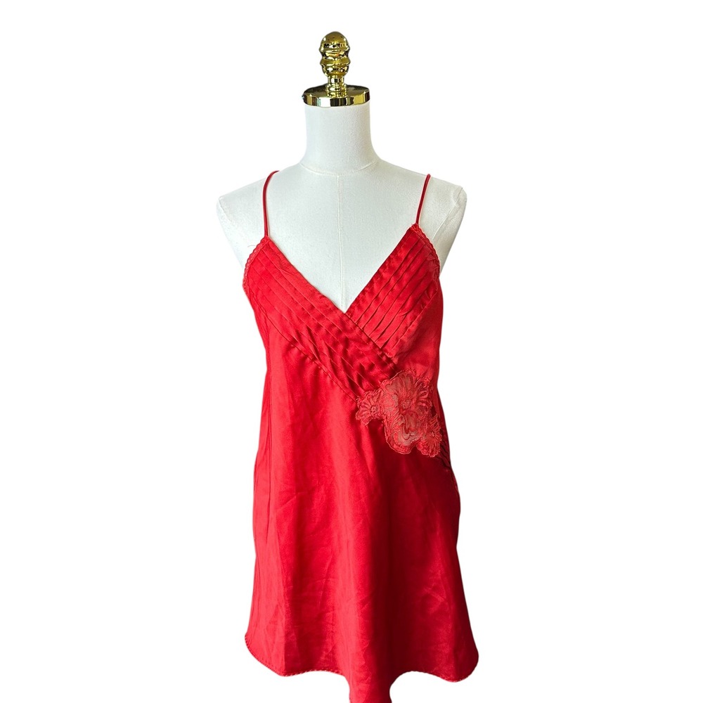 Vtg 80s Lily of France Cherry Red Pintuck Cage Back Lace Surplice Chemise M USA